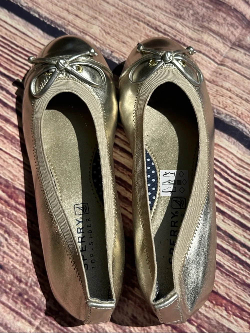 Sperry girl’s Metallic Gold Ballet Flats with Bow